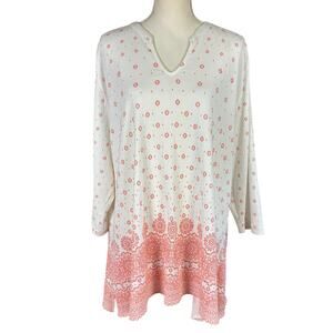 Blue Mountain Tunic Women Size 2X White Pink Gauzy Crinkled Geometric Casual Top